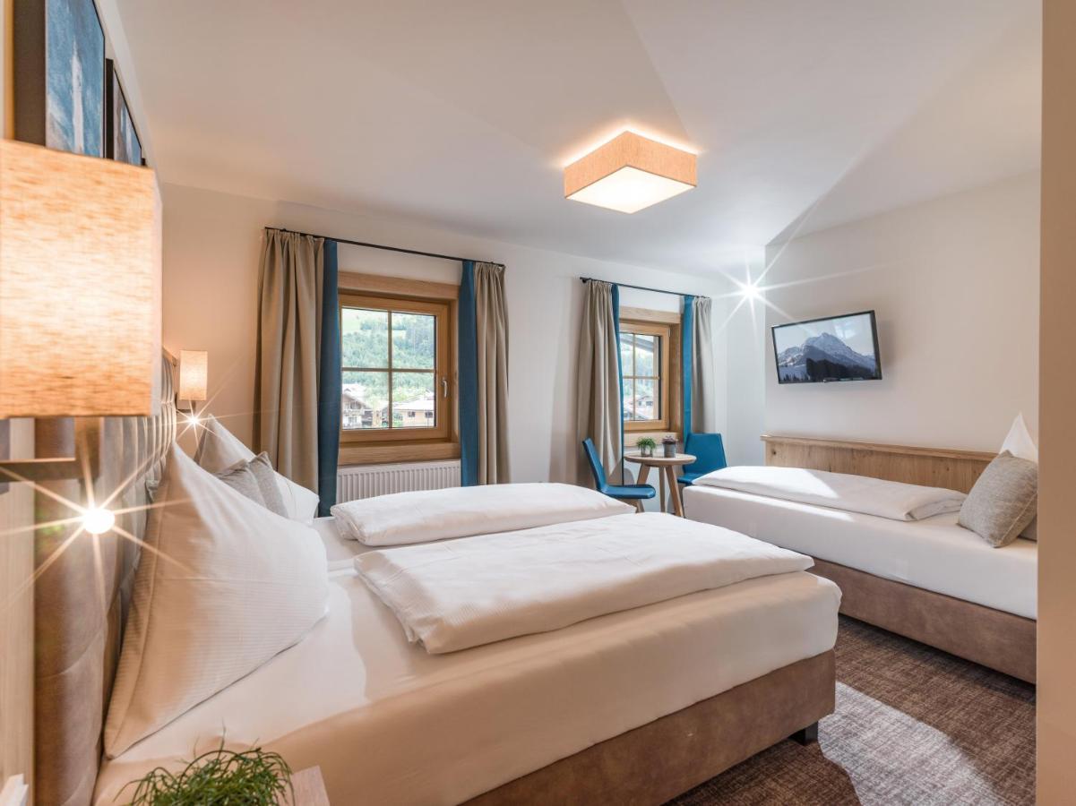 Alpen Glueck Hotel Unterm Rain Garni Kirchberg in Tirol Exterior foto