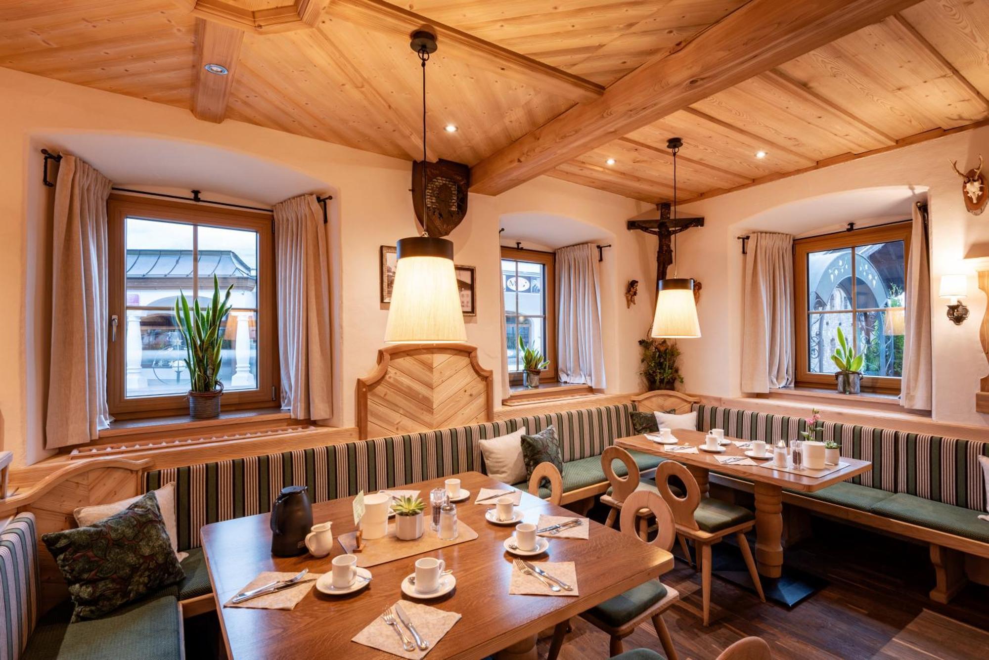 Alpen Glueck Hotel Unterm Rain Garni Kirchberg in Tirol Exterior foto