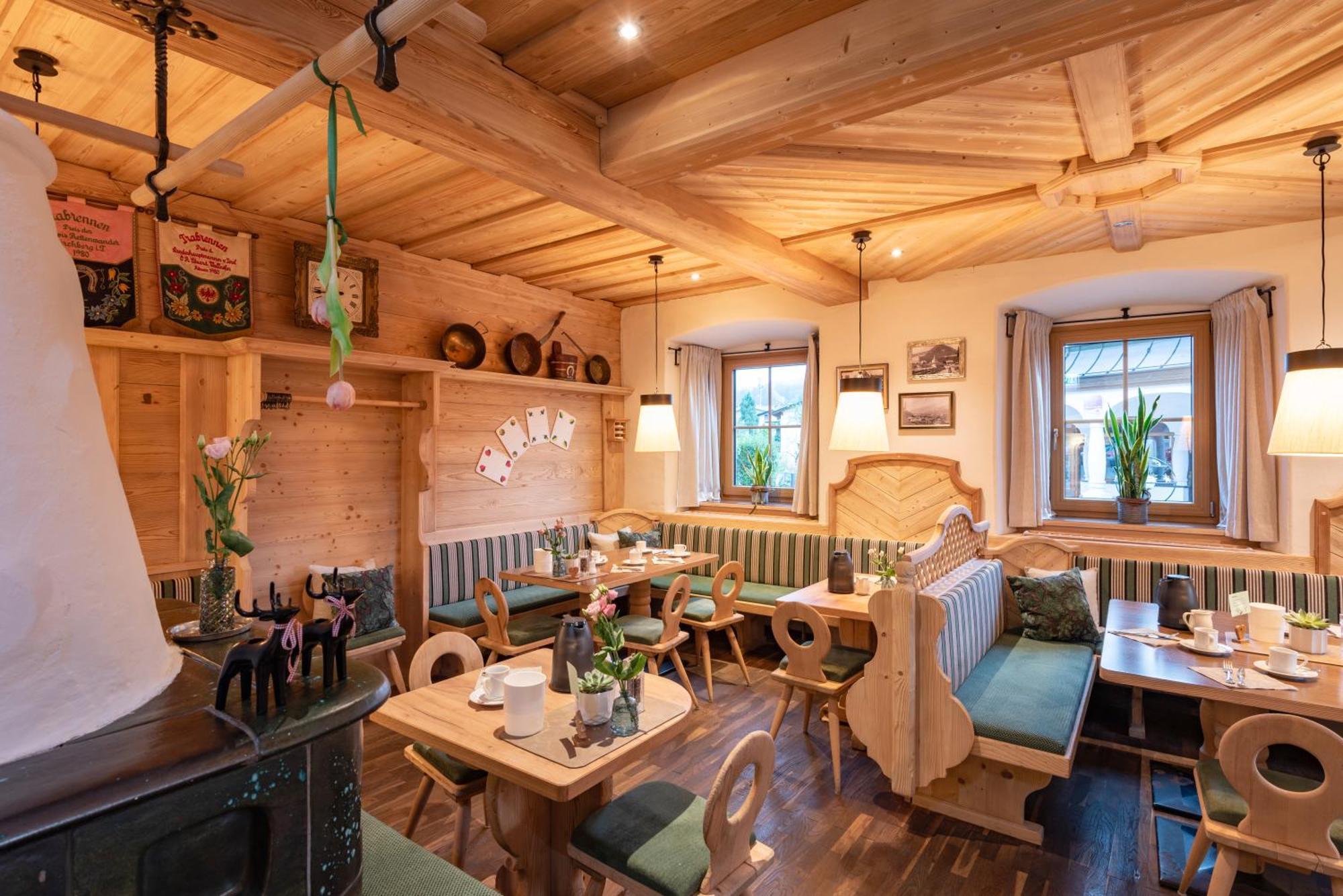 Alpen Glueck Hotel Unterm Rain Garni Kirchberg in Tirol Exterior foto